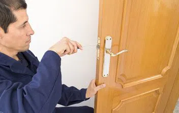 Locksmith Master Shop Colorado Springs, CO 719-992-3007 Locksmith Master Shop Colorado Springs, CO 719-992-3007 - 4-Locksmith-Help